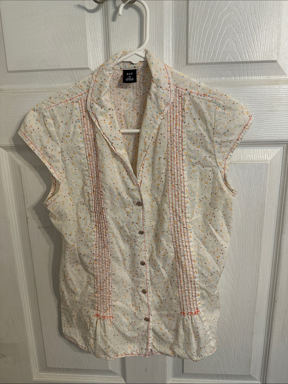 GAP Cream Floral Pintuck Button-Up with Orange Stitching
